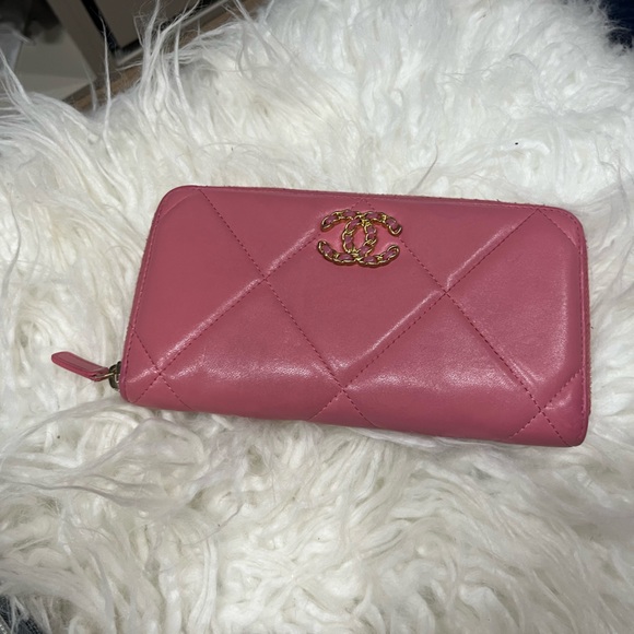 CHANEL Handbags - Coveted C 19 Pink Quilted Wallet